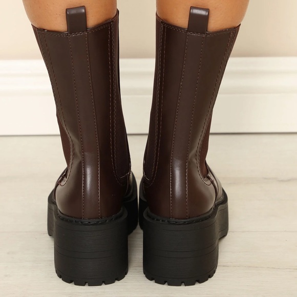 Leather brown lug sole platform boots - Picture 8 of 8